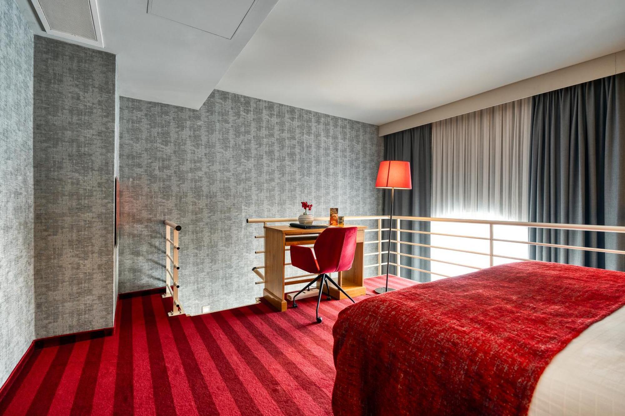 Hotel Verviers Van Der Valk Exterior foto